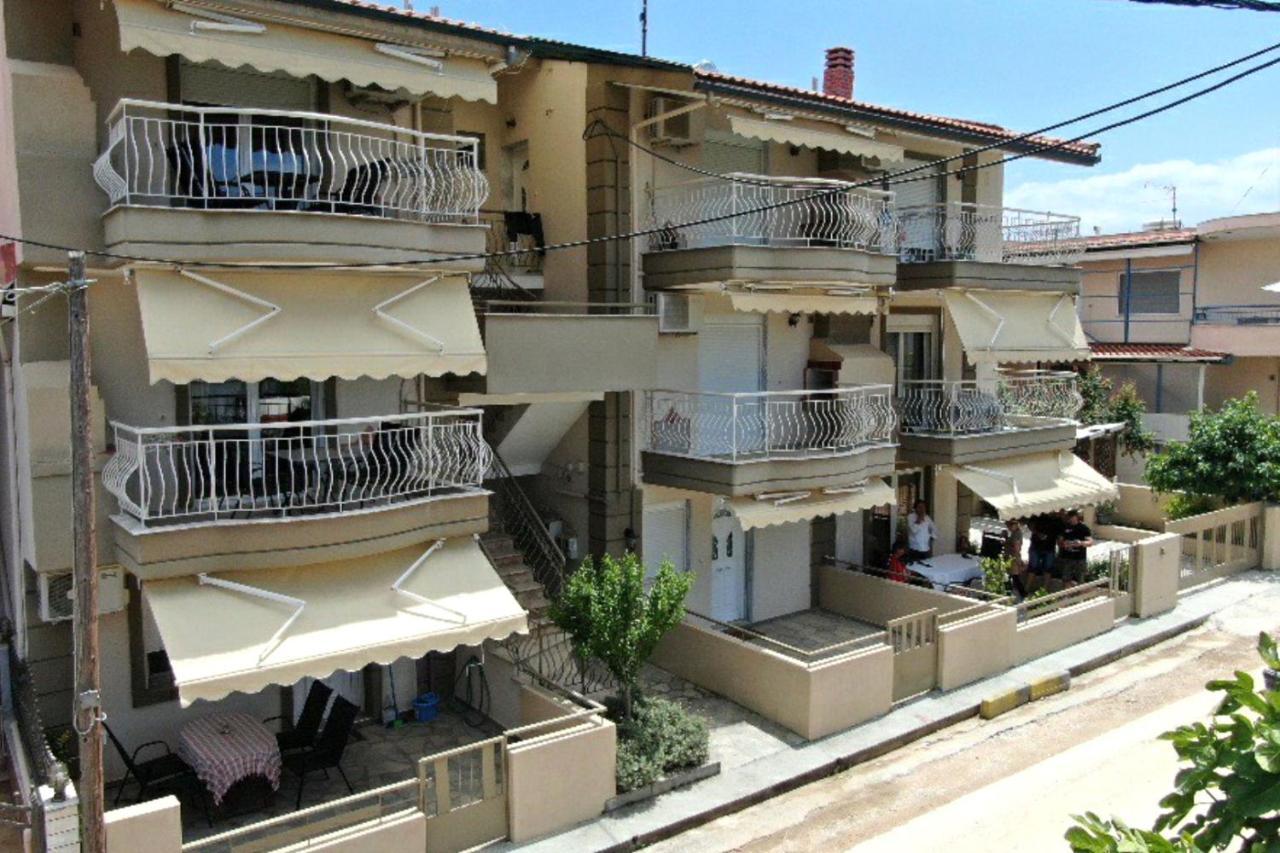 Ofrinio Central Apartments المظهر الخارجي الصورة