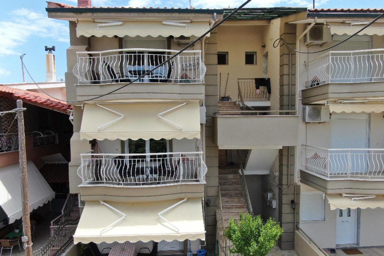 Ofrinio Central Apartments المظهر الخارجي الصورة