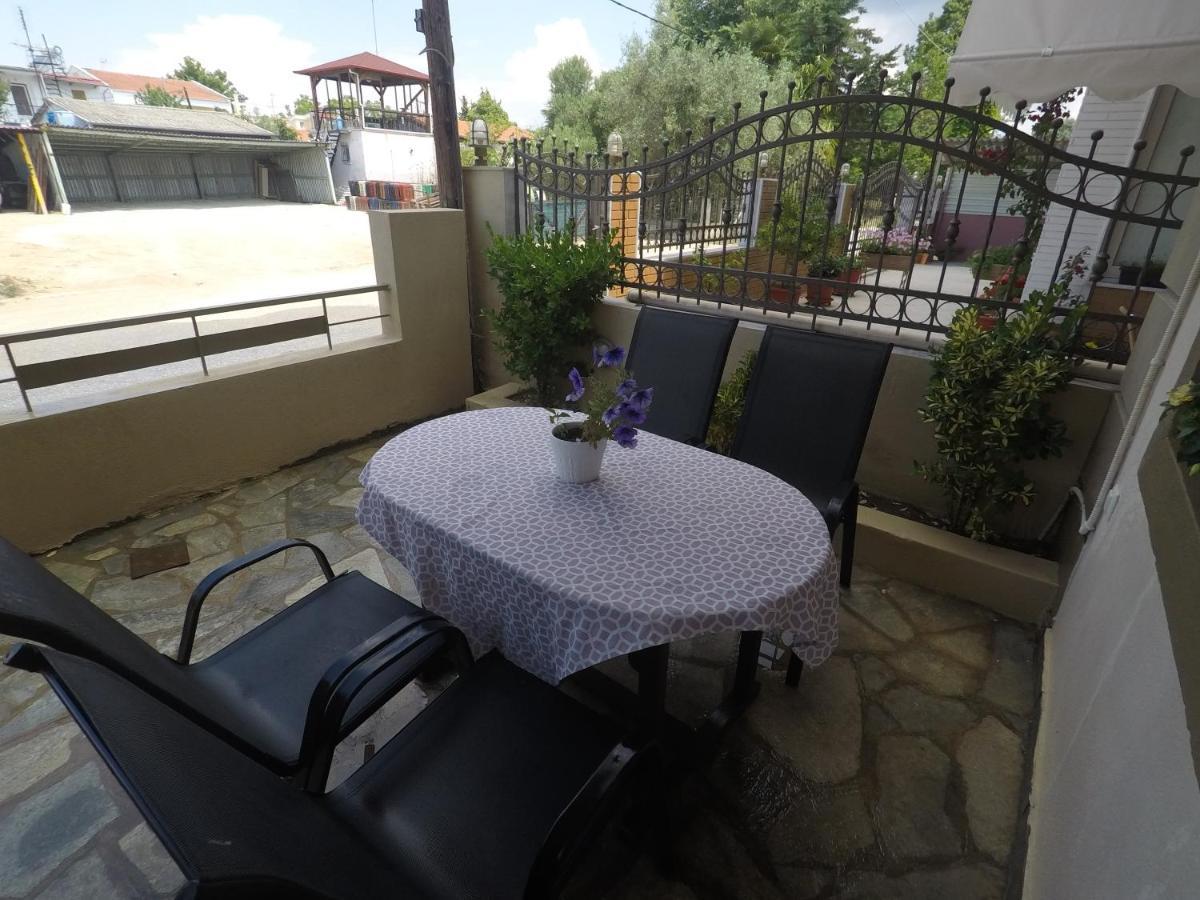 Ofrinio Central Apartments المظهر الخارجي الصورة