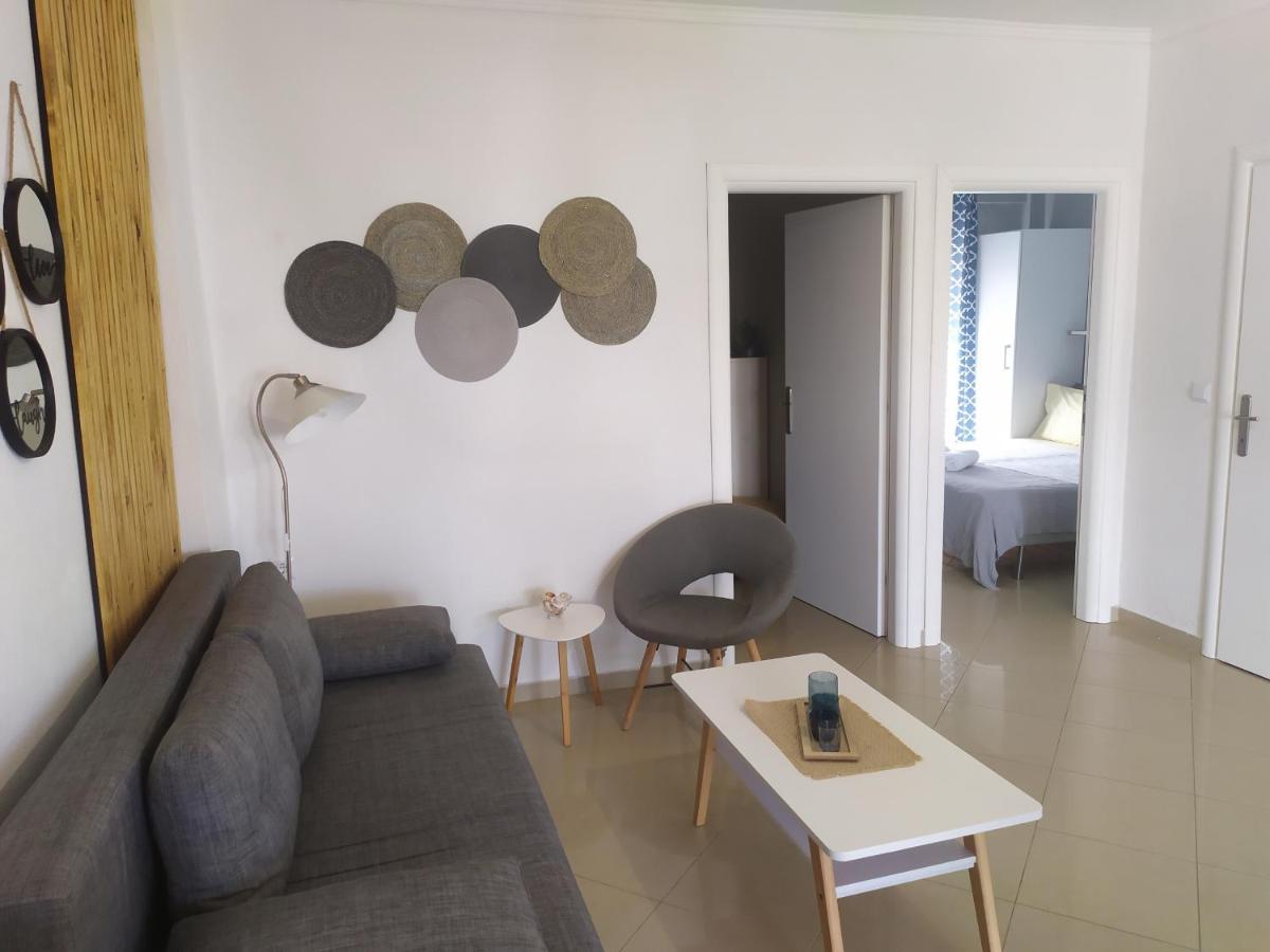 Ofrinio Central Apartments المظهر الخارجي الصورة