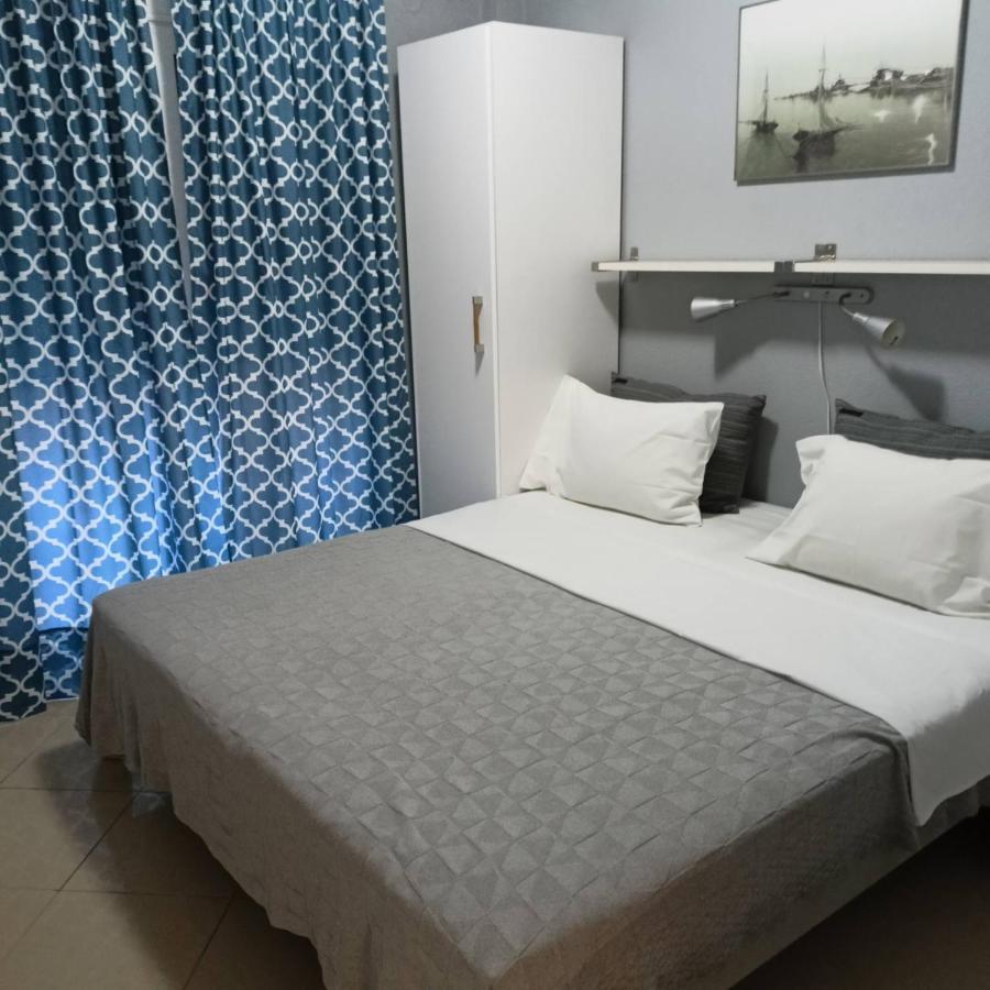 Ofrinio Central Apartments المظهر الخارجي الصورة